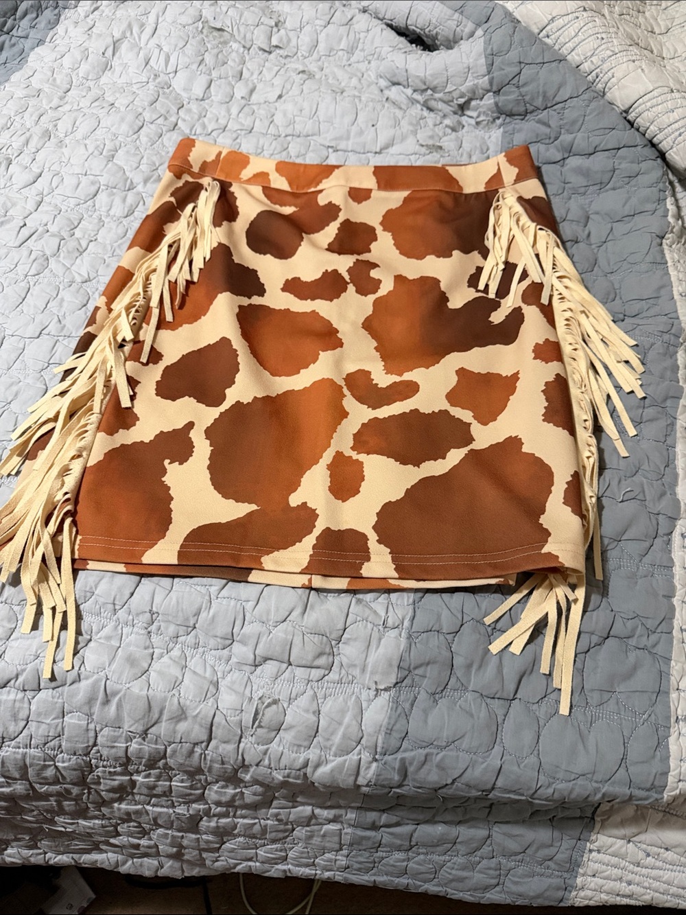 Lucky & Blessed Cowhide Fringe Mini Skirt in Tan & Cream L